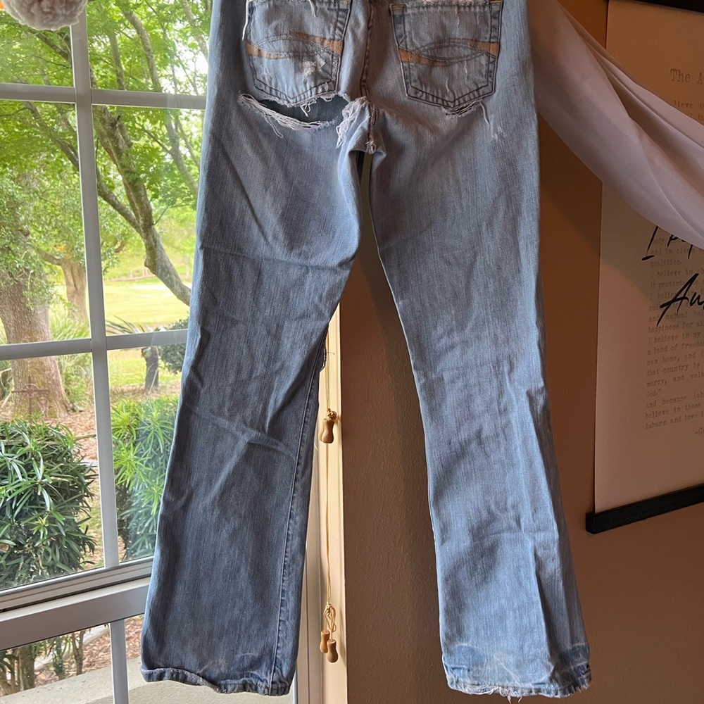 Abercrombie and Fitch Vintage 5 Pocket Distressed Denim Flare Leg Bootcut - Picture 4 of 9